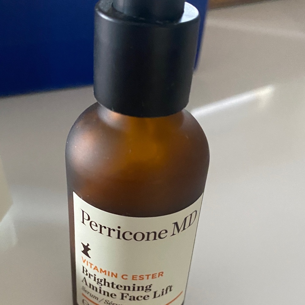 Perricone MD Vitamin C Ester Serum - Amber and Black
